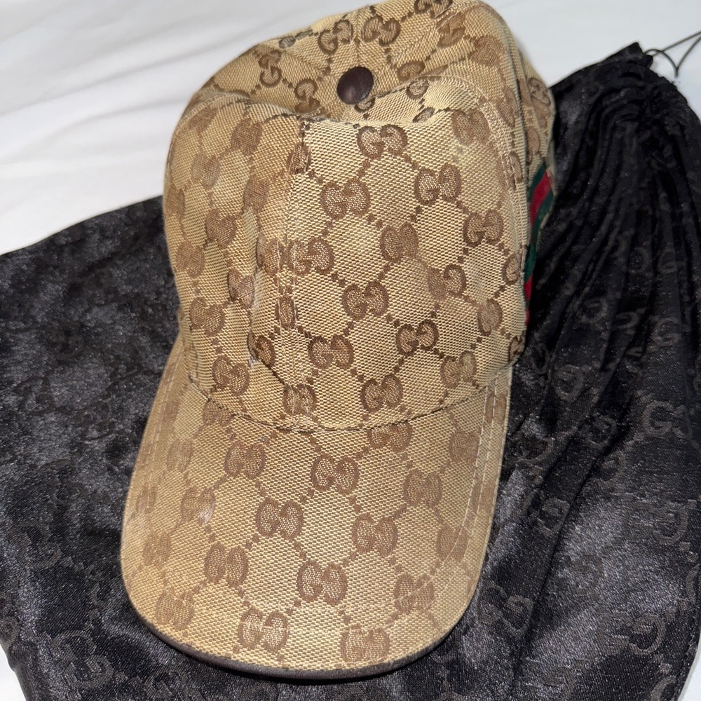 Gucci Tan Monogram Cap with Green and Red Stripe
